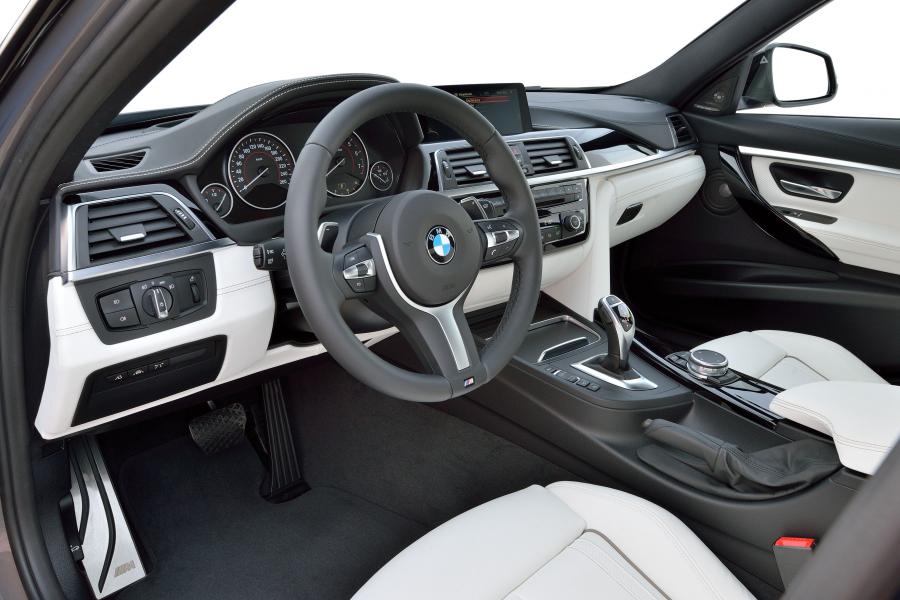  BMW 340i M Sport 2015 года  (фото 17 из 27)